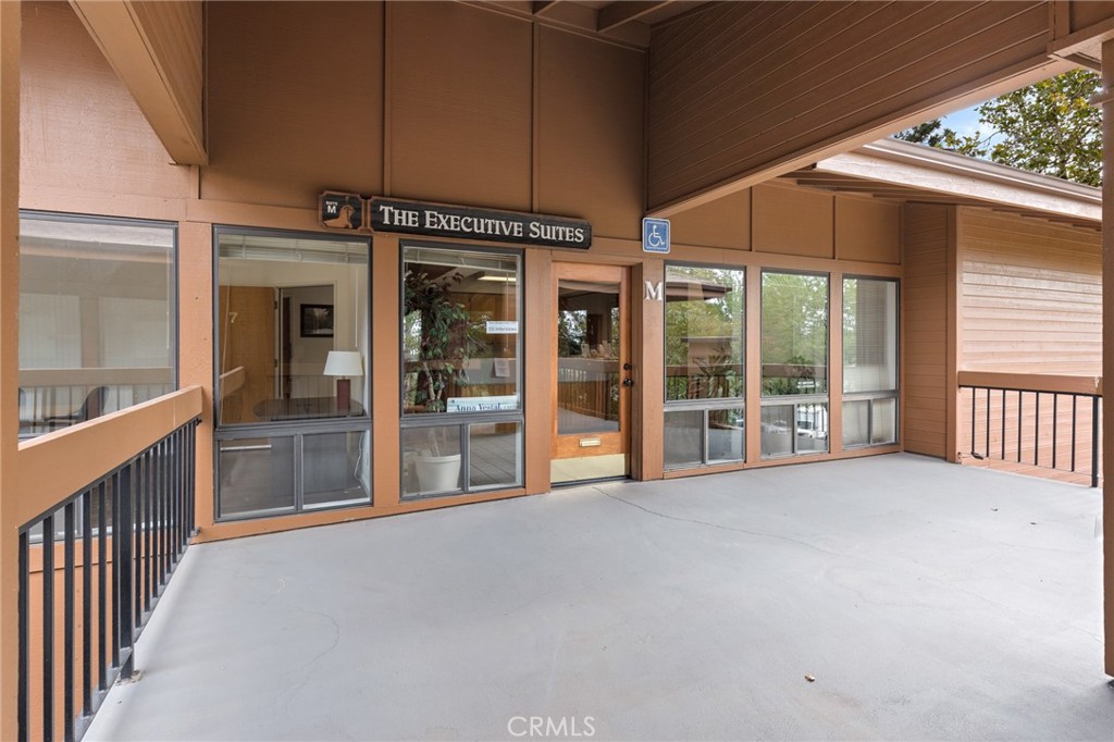 5910 Clark Road M7