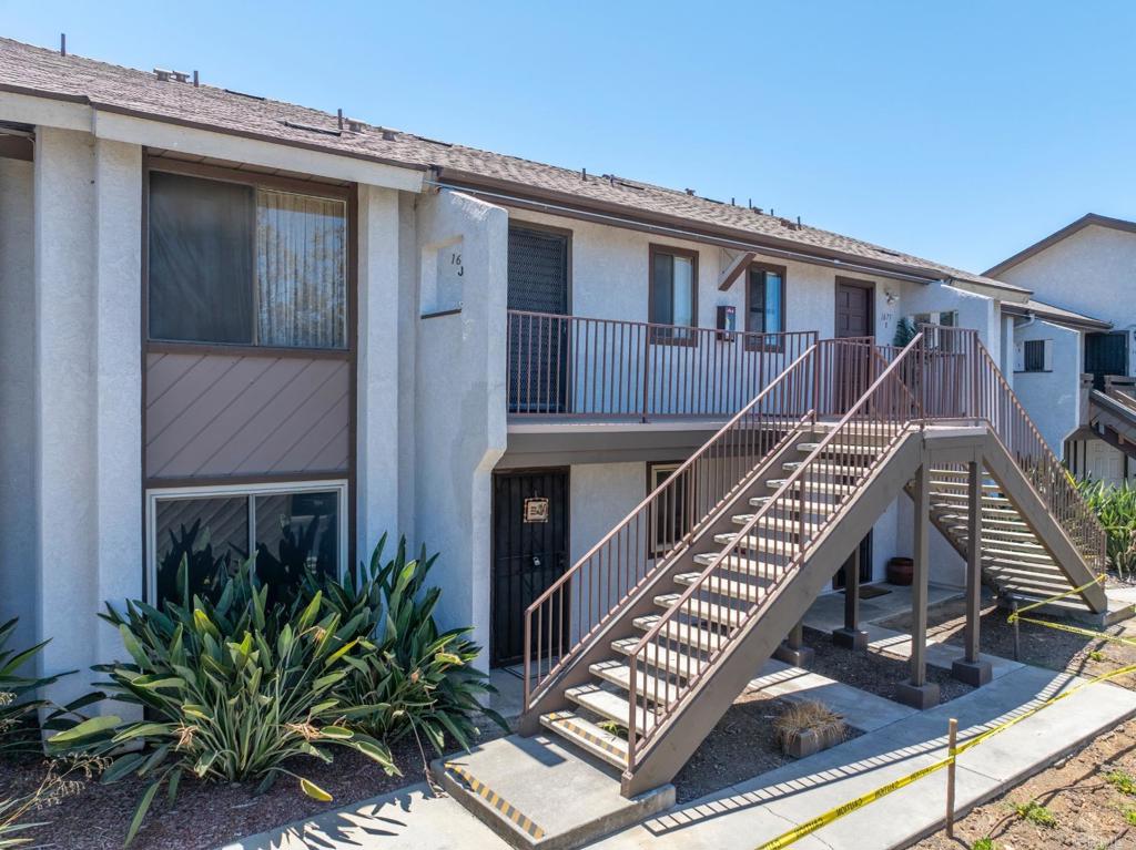 1677 Melrose Ave. Unit D