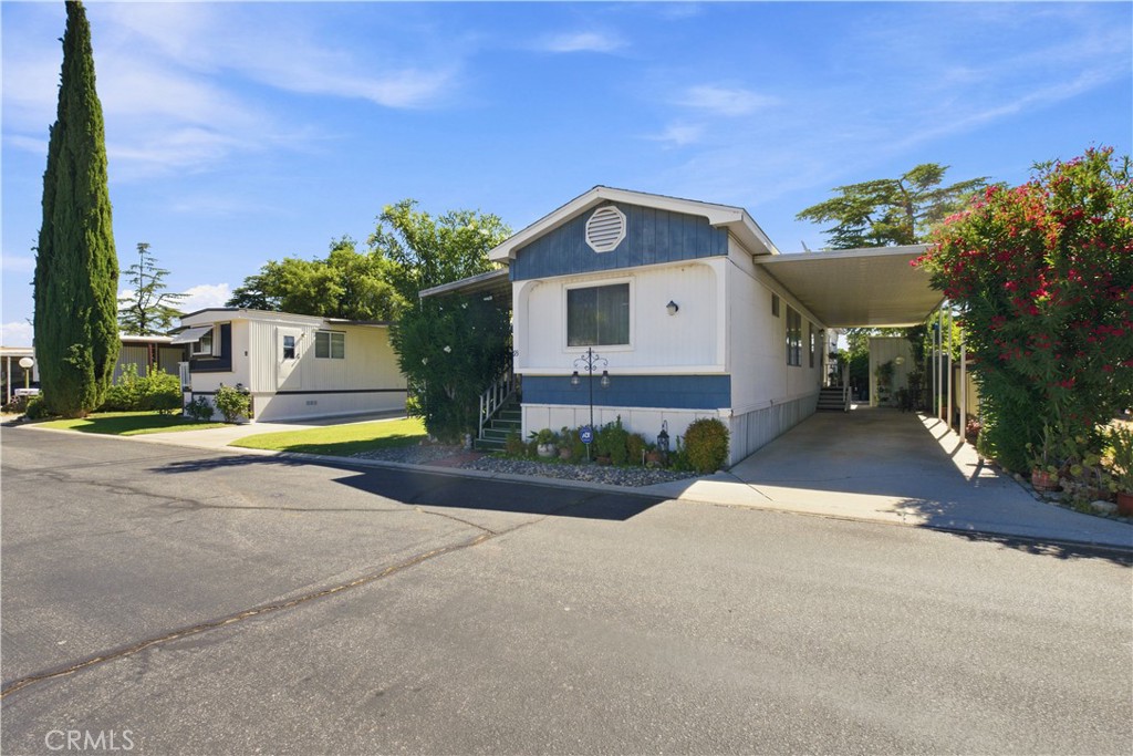4444 E Avenue R 93