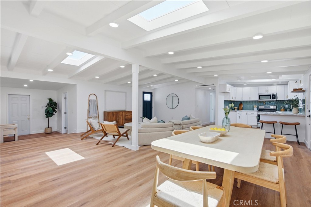14372 Livingston