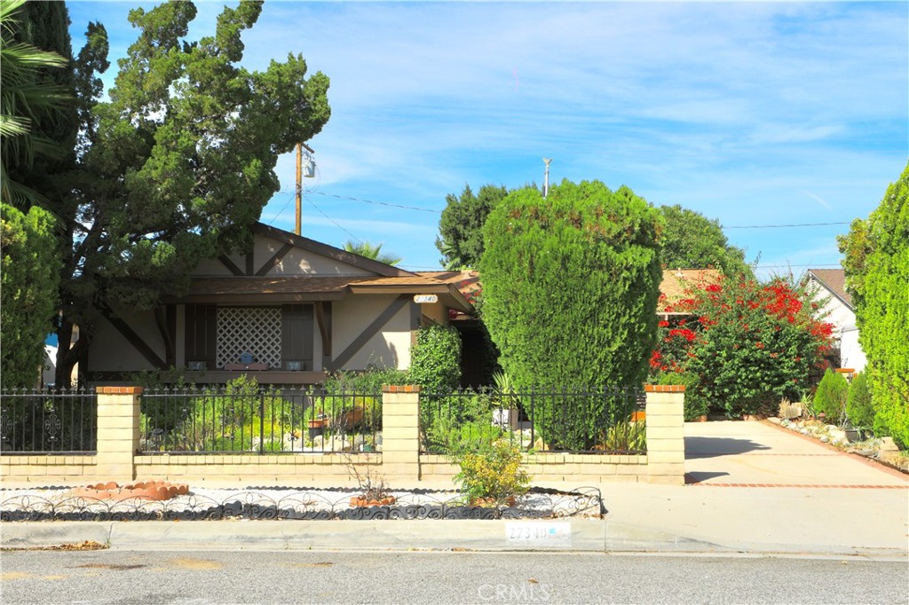 27340 Arriola Avenue