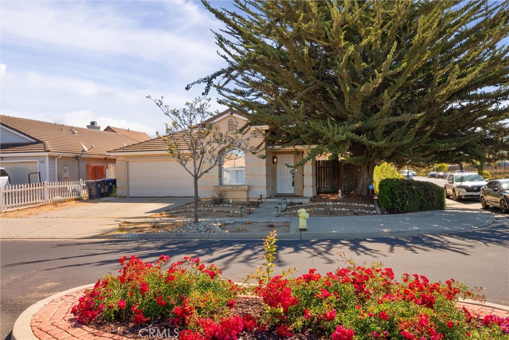 2208 Pullman Avenue