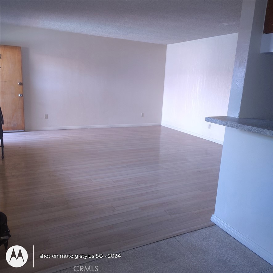 122 N Lincoln R