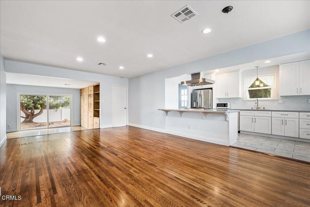 2701 Jolley Drive