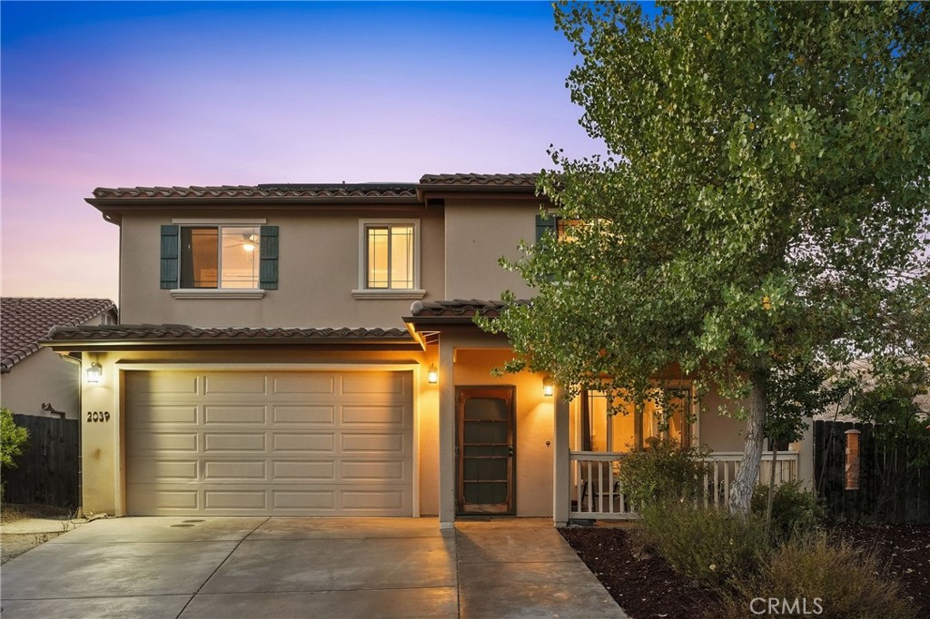 2039 Vista Oaks Way