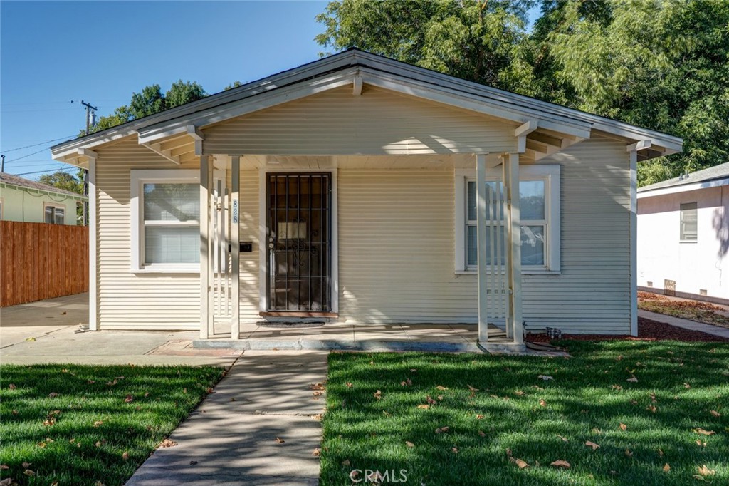 828 W 23rd Street