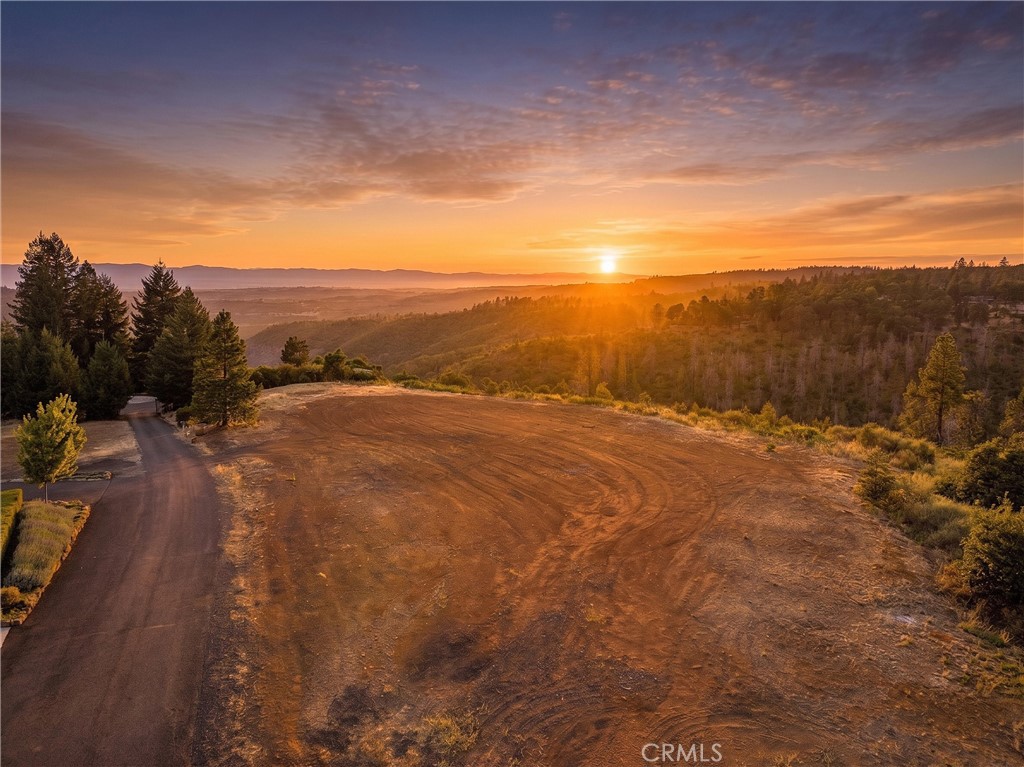 1495 Lofty View Drive
