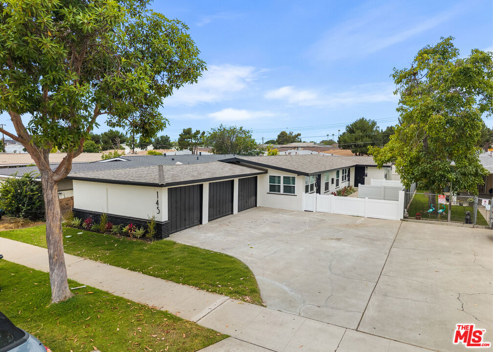 145 W Mayfair Avenue