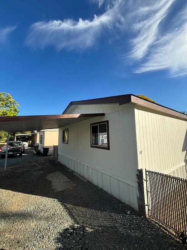 8825 Old Sacramento Road 7