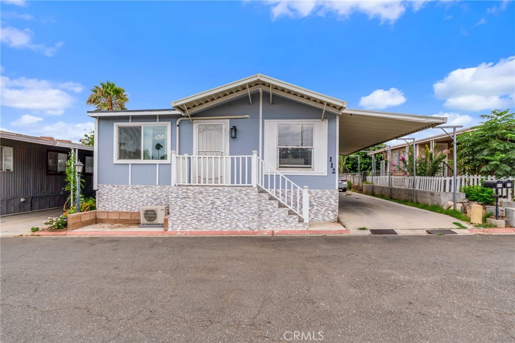 4041 Pedley 112