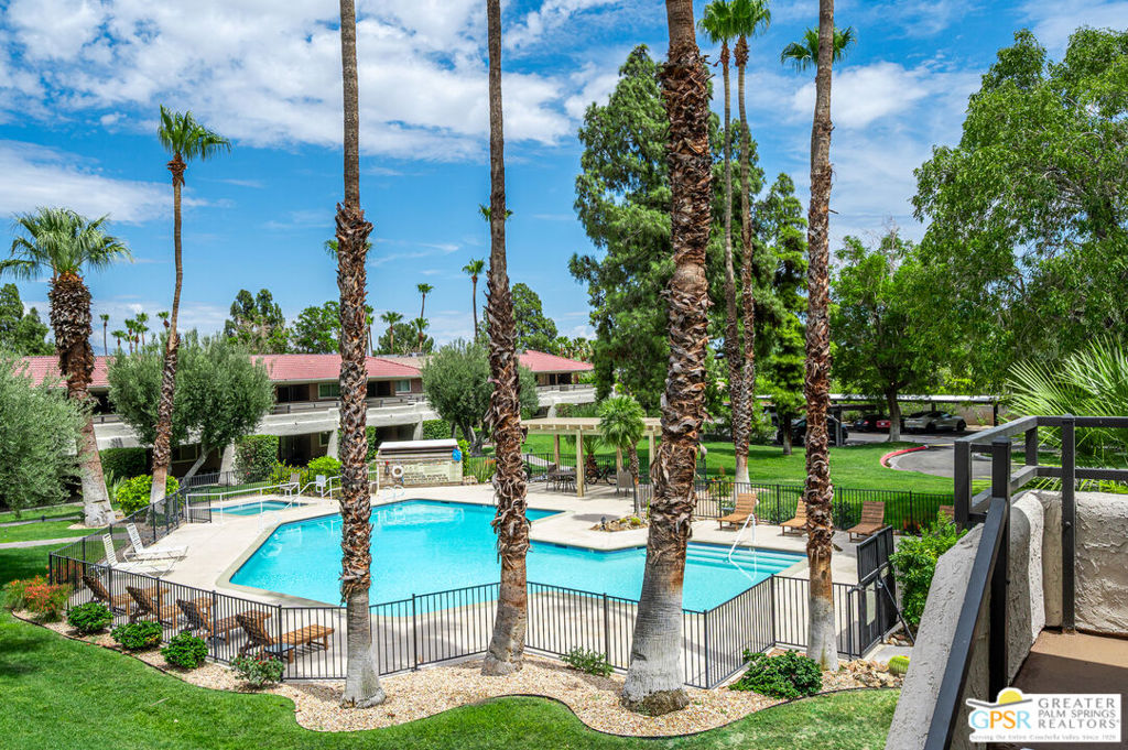 550 N Villa Court 214