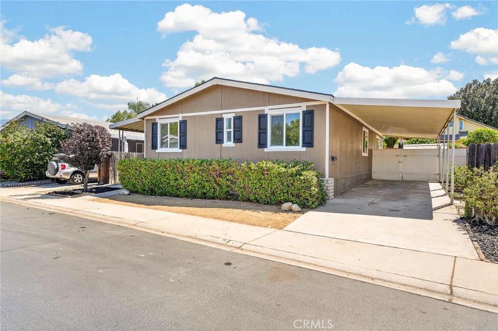 1721 E Colton 21
