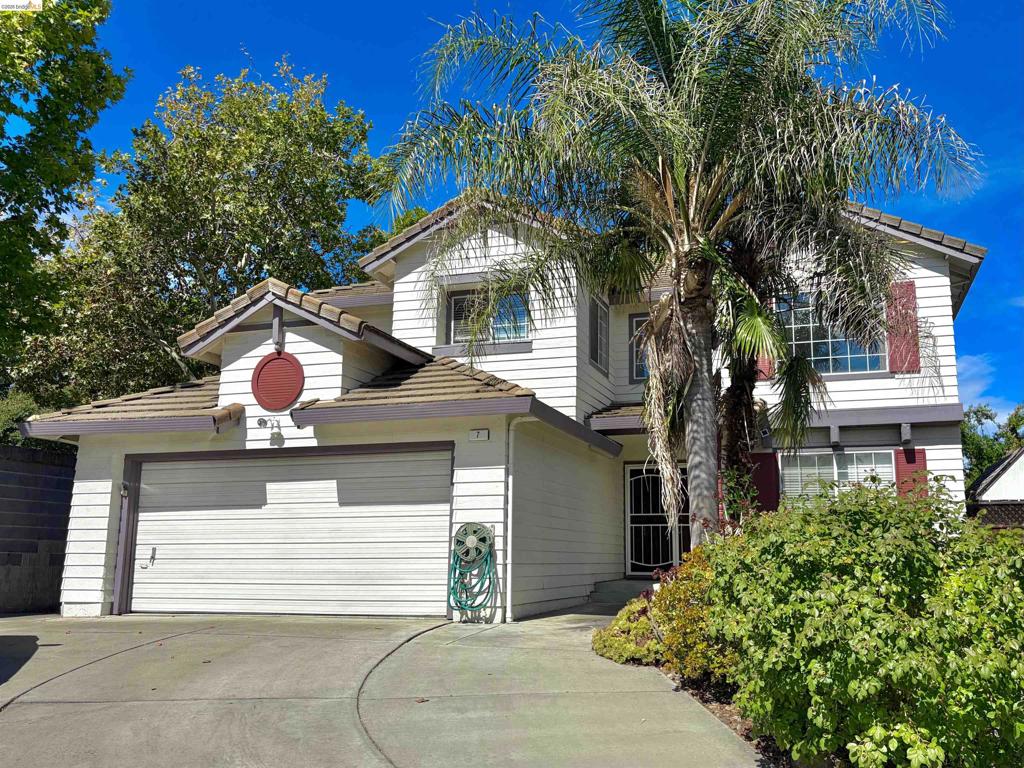 7 Goldmeadow Ct