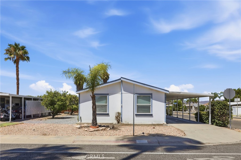 801 S Palm