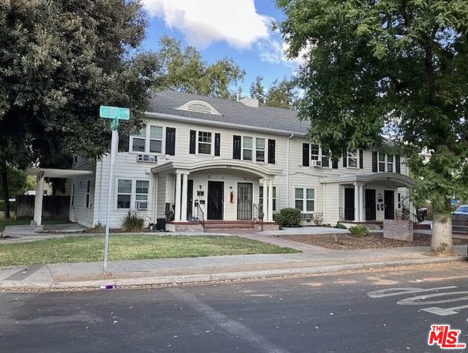 203 Jones Street