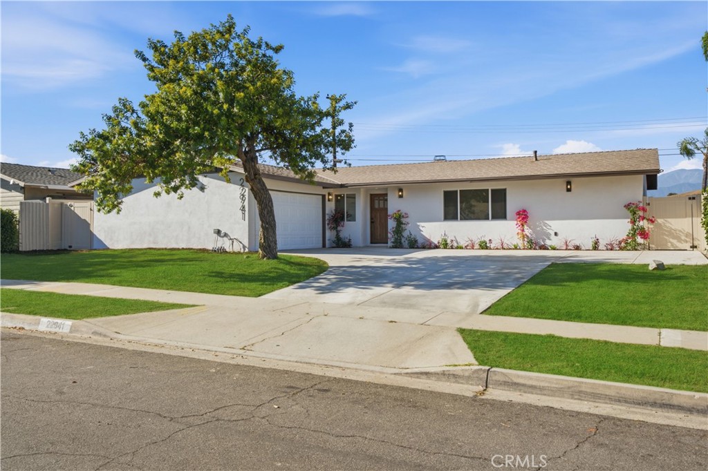 22941 Dry Creek