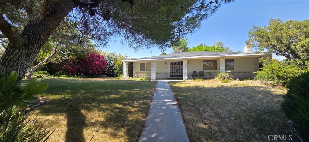 16820 Elm Street