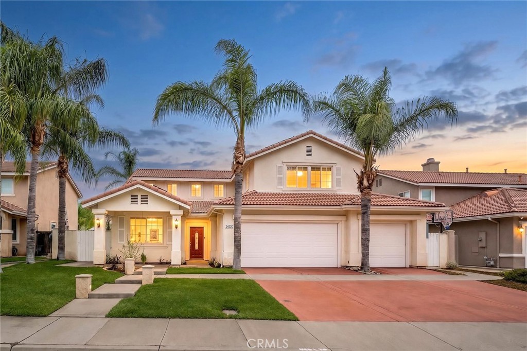 24320 Calle Estancia