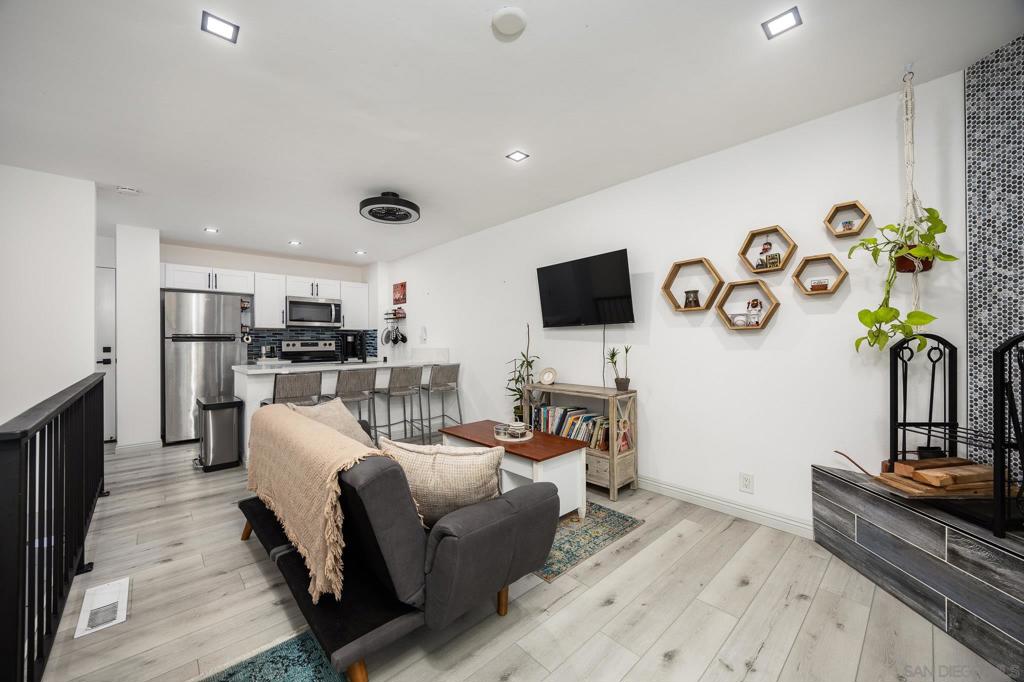 4380 Temecula St 4