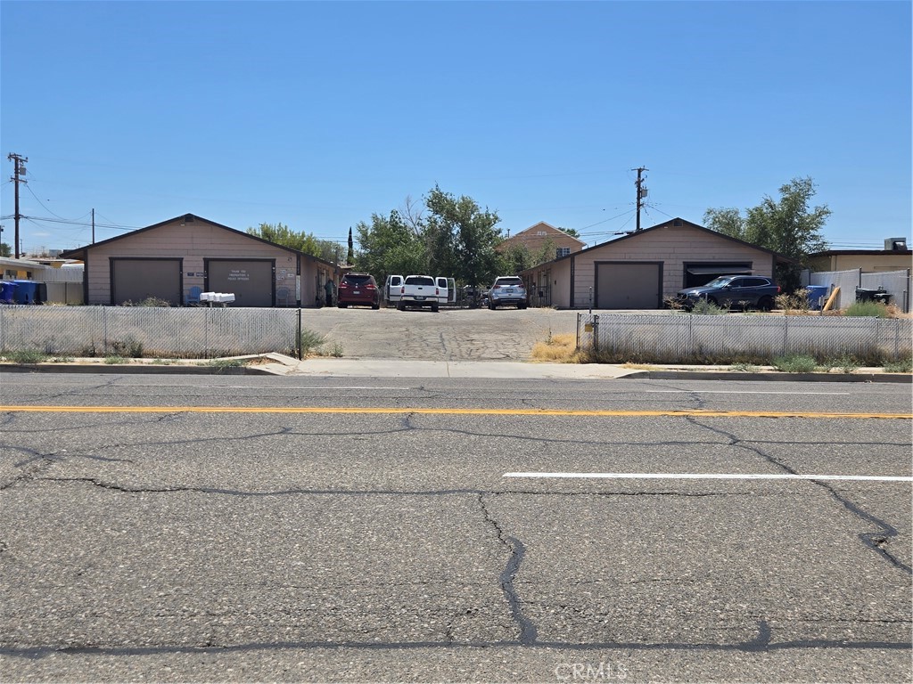 25539 W Main