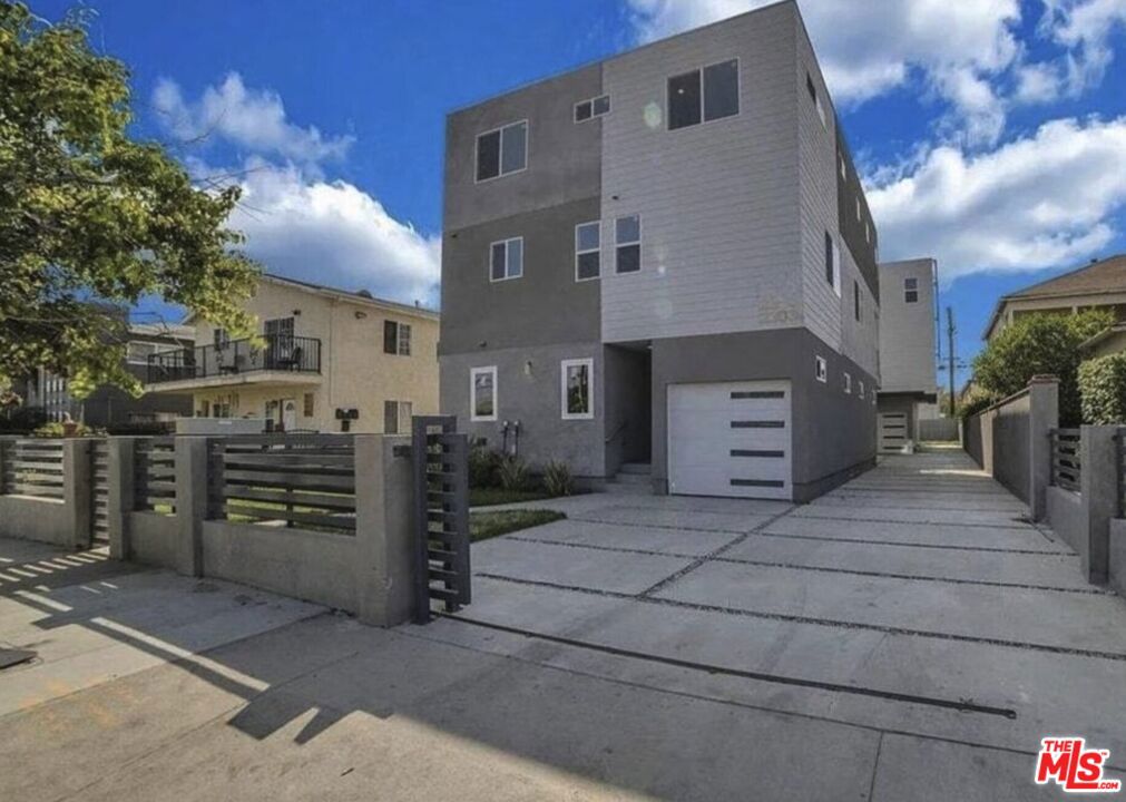 2301 Hauser Boulevard