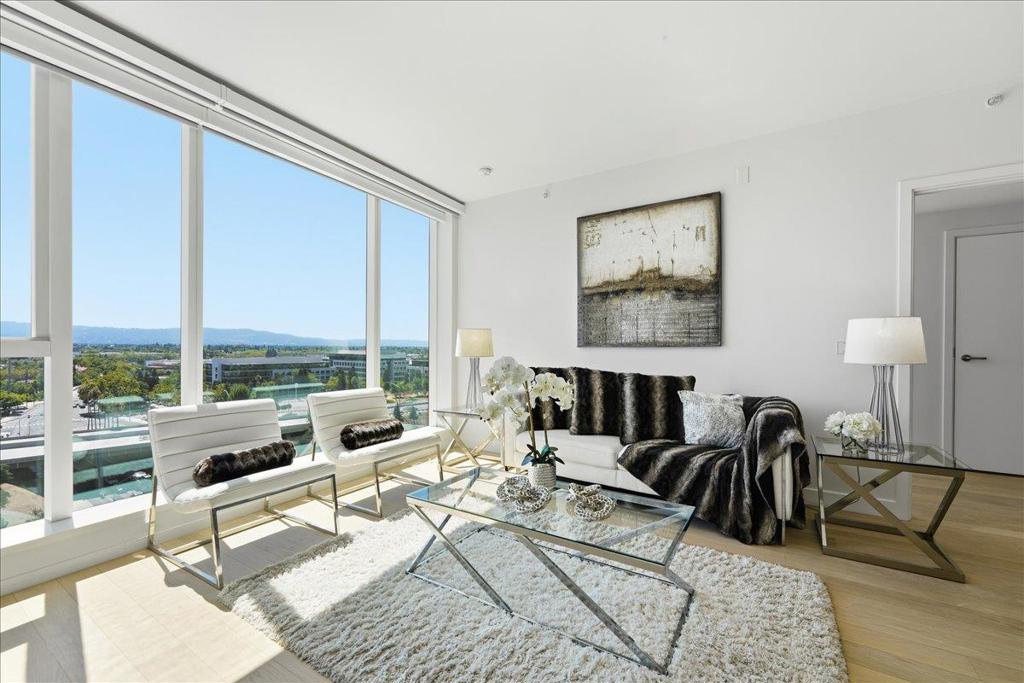 188 W St James Street 11204