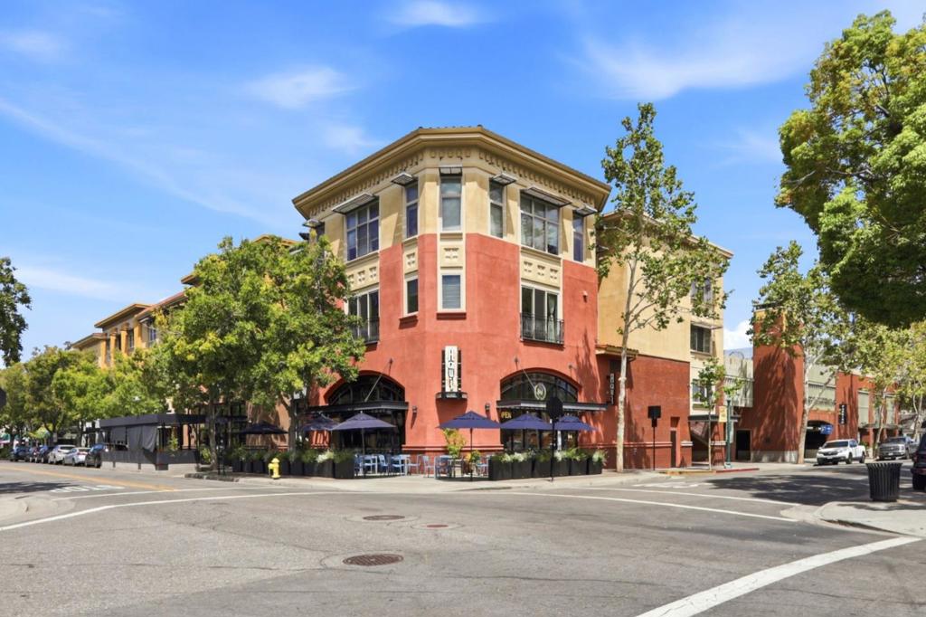 21 N 2nd Street 407