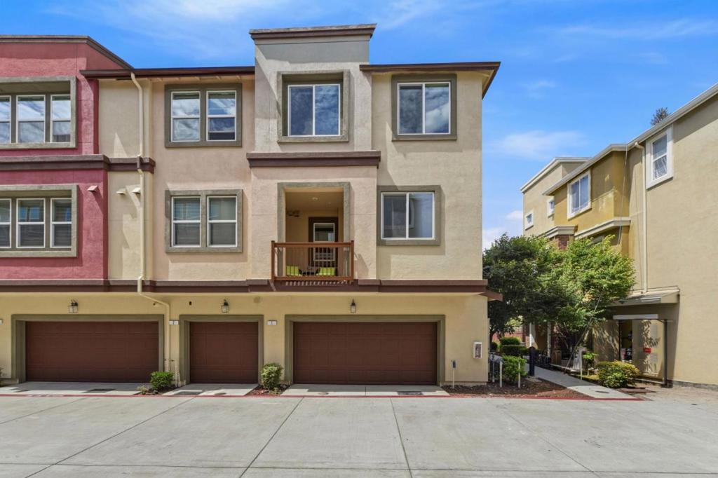 1011 Bellante Lane 1