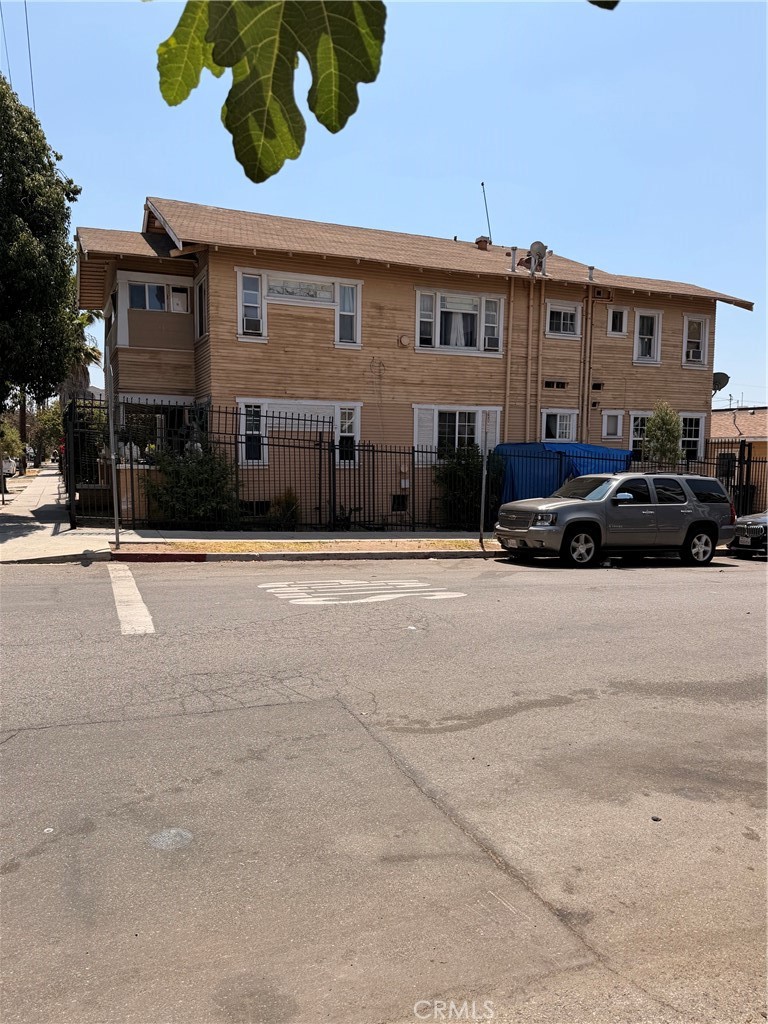 3106 San Marino