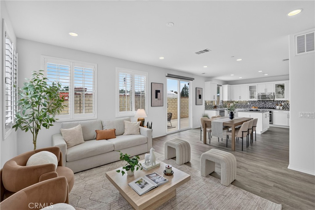 1115 N Vecino Lane