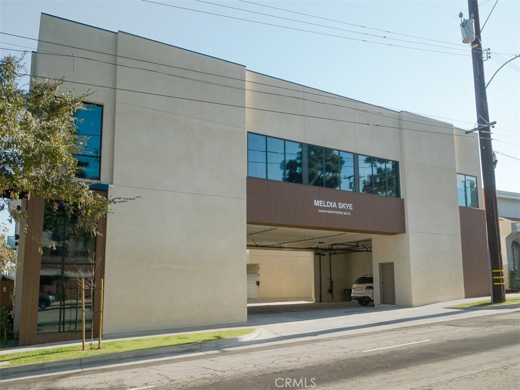 24444 Hawthorne 109