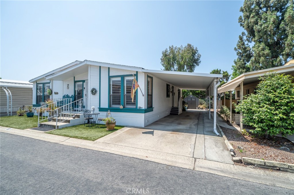 3945 Bradford Street 18