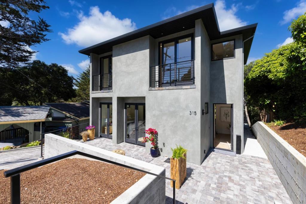 315 Los Altos Drive