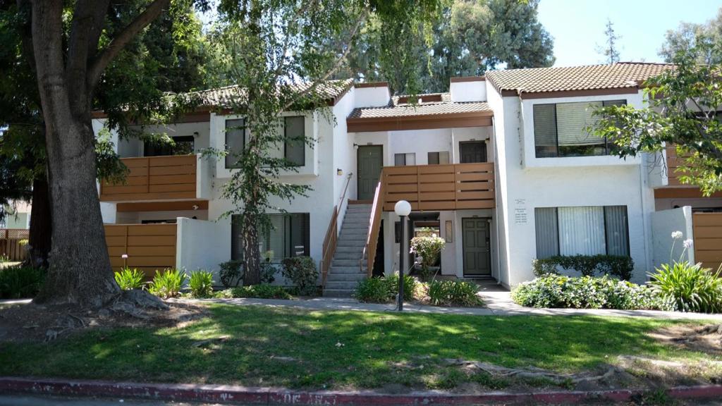 2452 Sequester Court