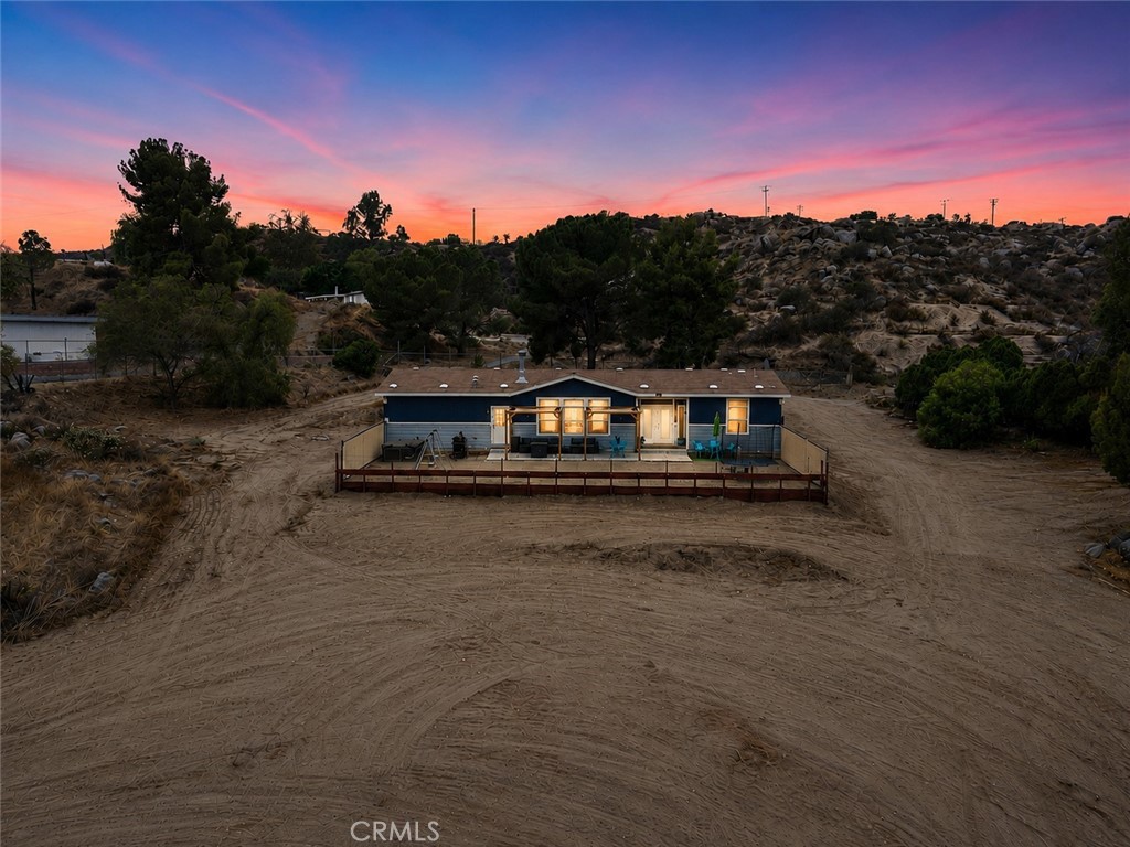 22701 Juniper Flats