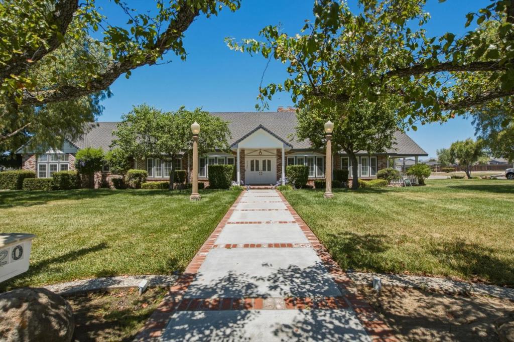 2020 Sunset Drive