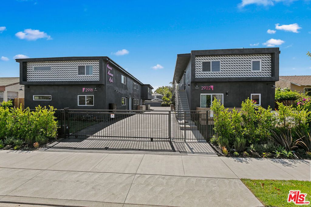 2922 HAUSER Boulevard 3