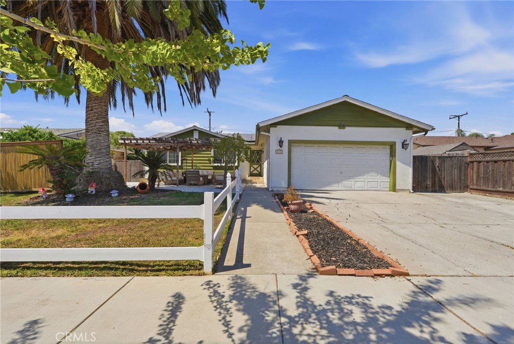 5160 Rhoads