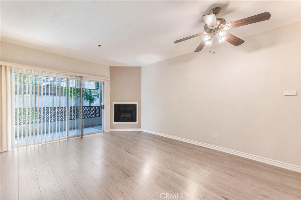 300 N El Molino Avenue 117