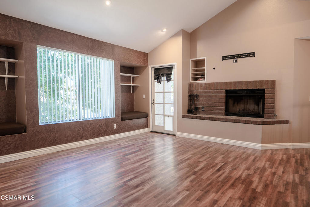 3366 Darby Street 434