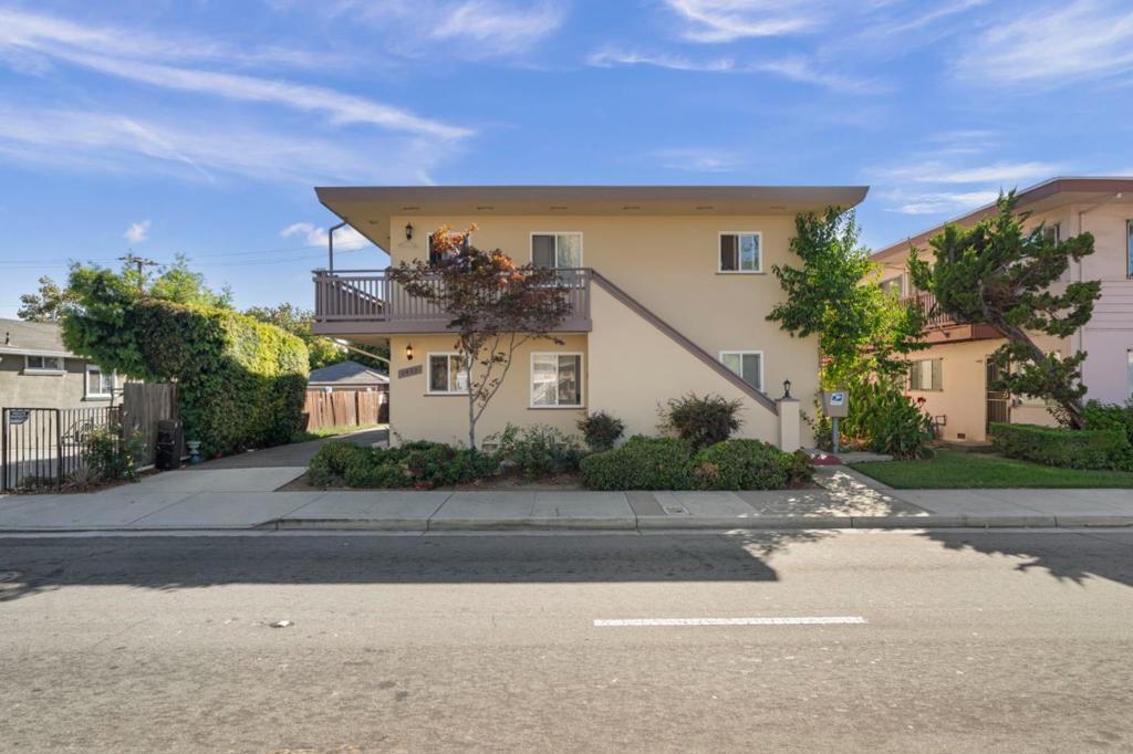 1451 N 1st Street