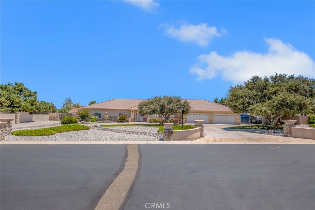 6955 Oak View Court