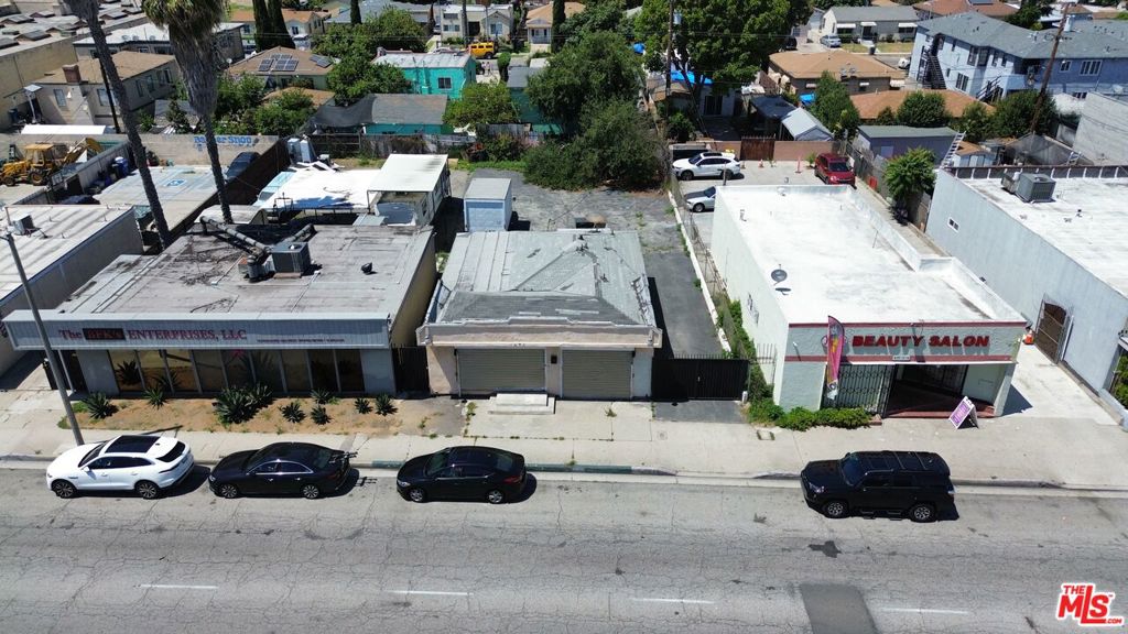 1631 E Compton Boulevard
