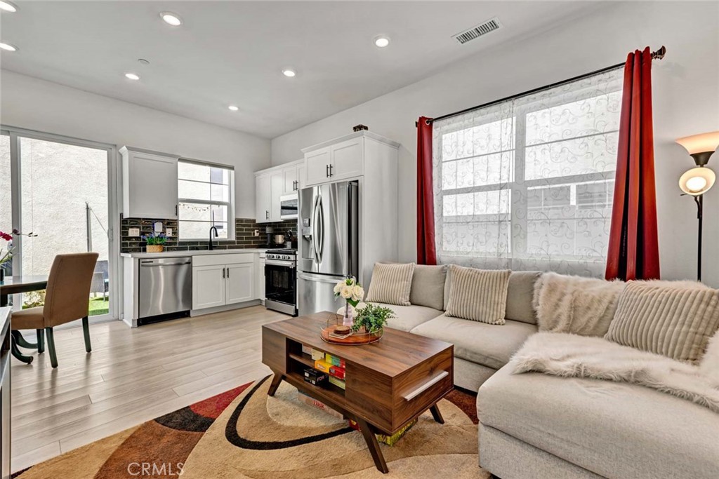 2412 E Encanto Paseo