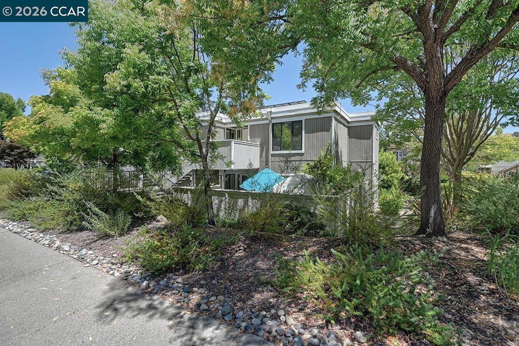1101 Canyonwood Ct 3