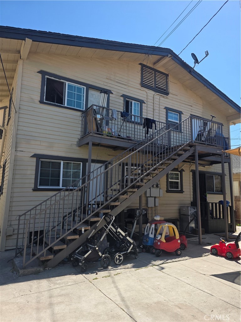1472 E 23rd