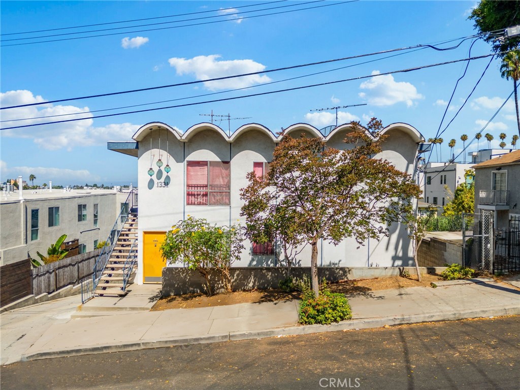 1331 Sutherland