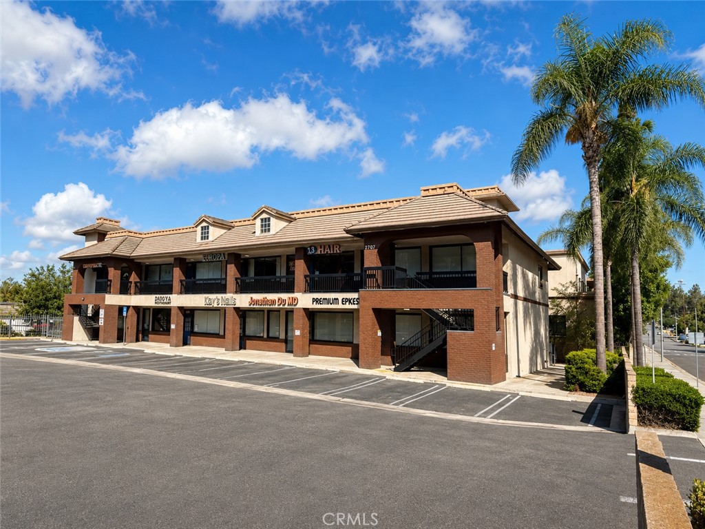 2707 S Diamond Bar Boulevard 205