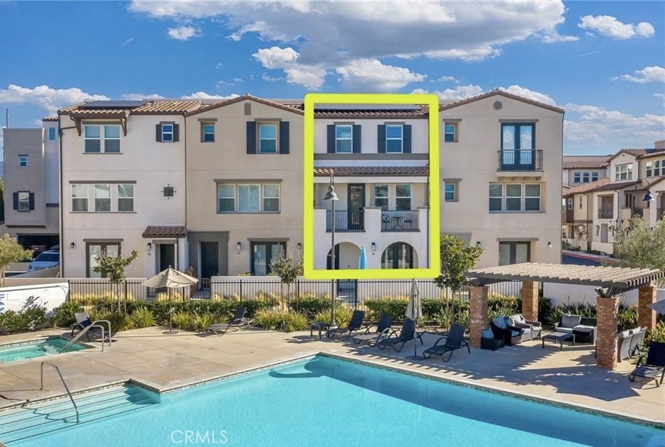 553 W Foothill Boulevard 130