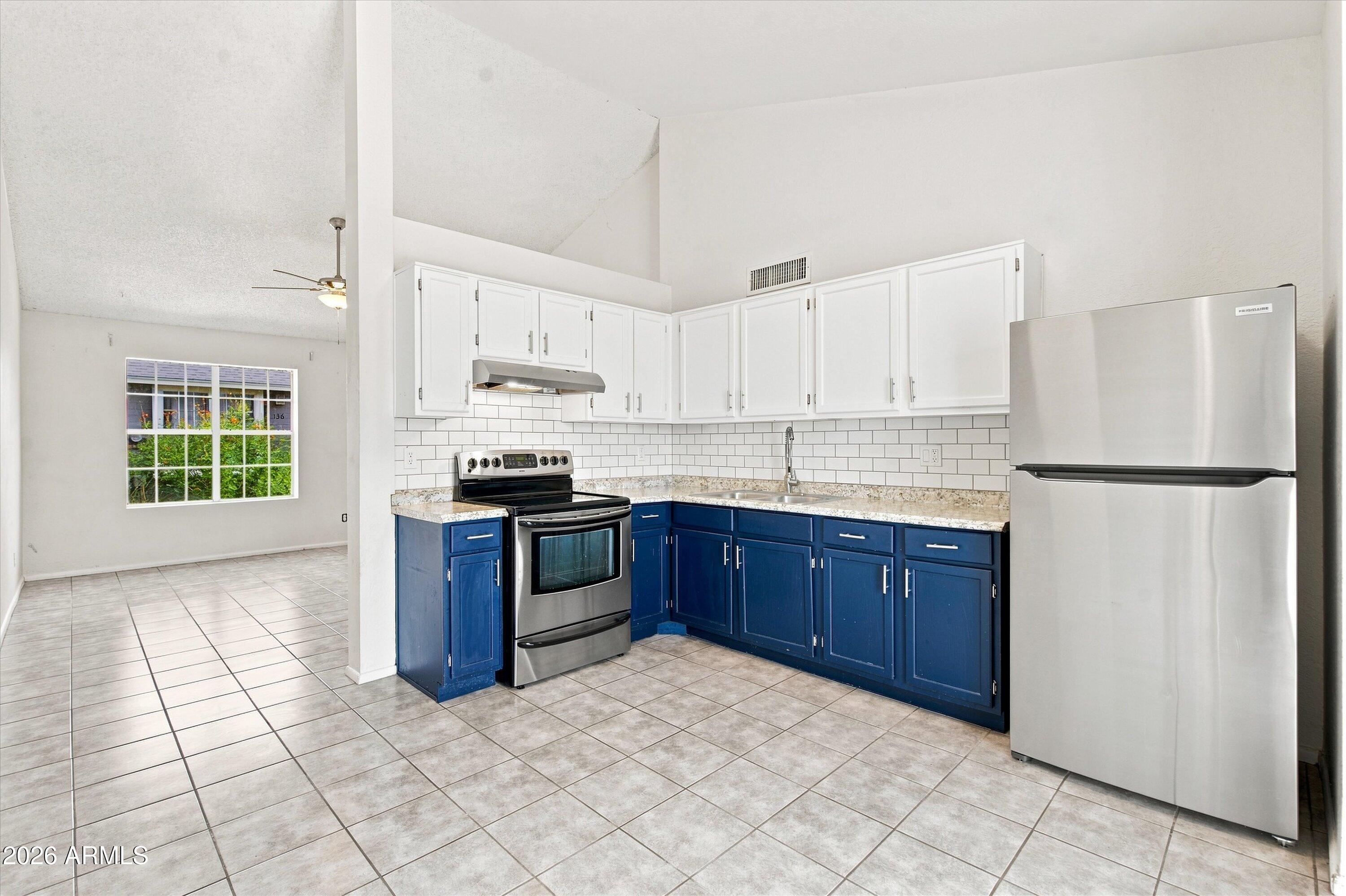 5960 W OREGON Avenue 119, Glendale, AZ 85301